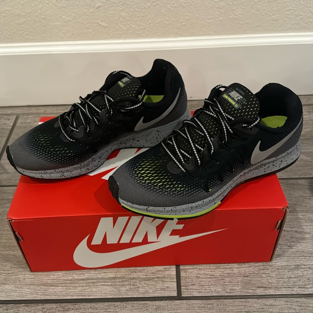 Nike Pegasus 33 Running Shoes
